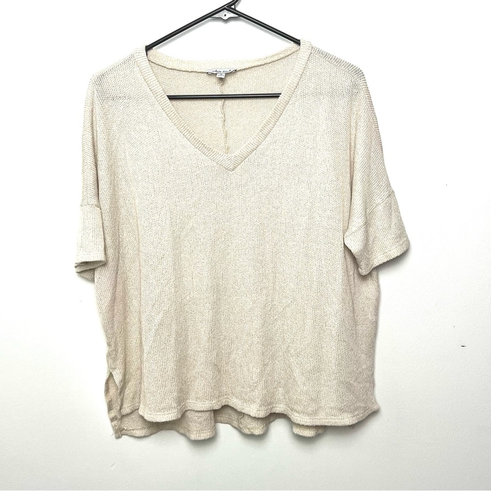White Birch Beige/cream V-Neck Short Sleeve Top‎